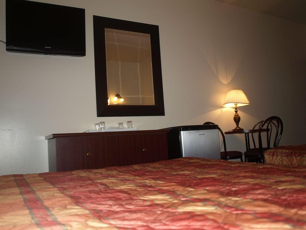 Econo Lodge Монреаль Екстер'єр фото