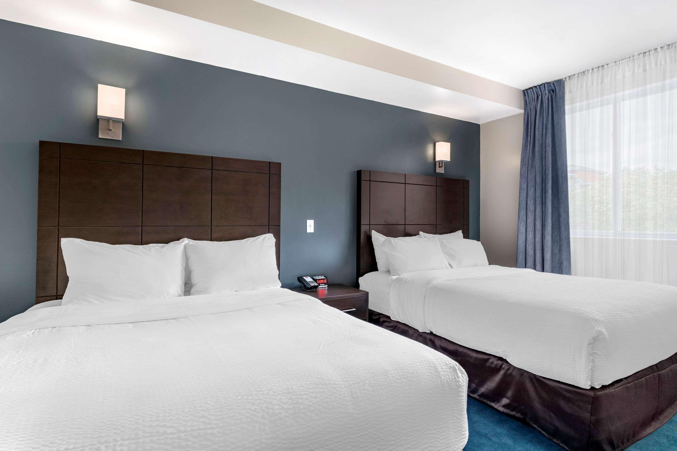 Econo Lodge Монреаль Екстер'єр фото