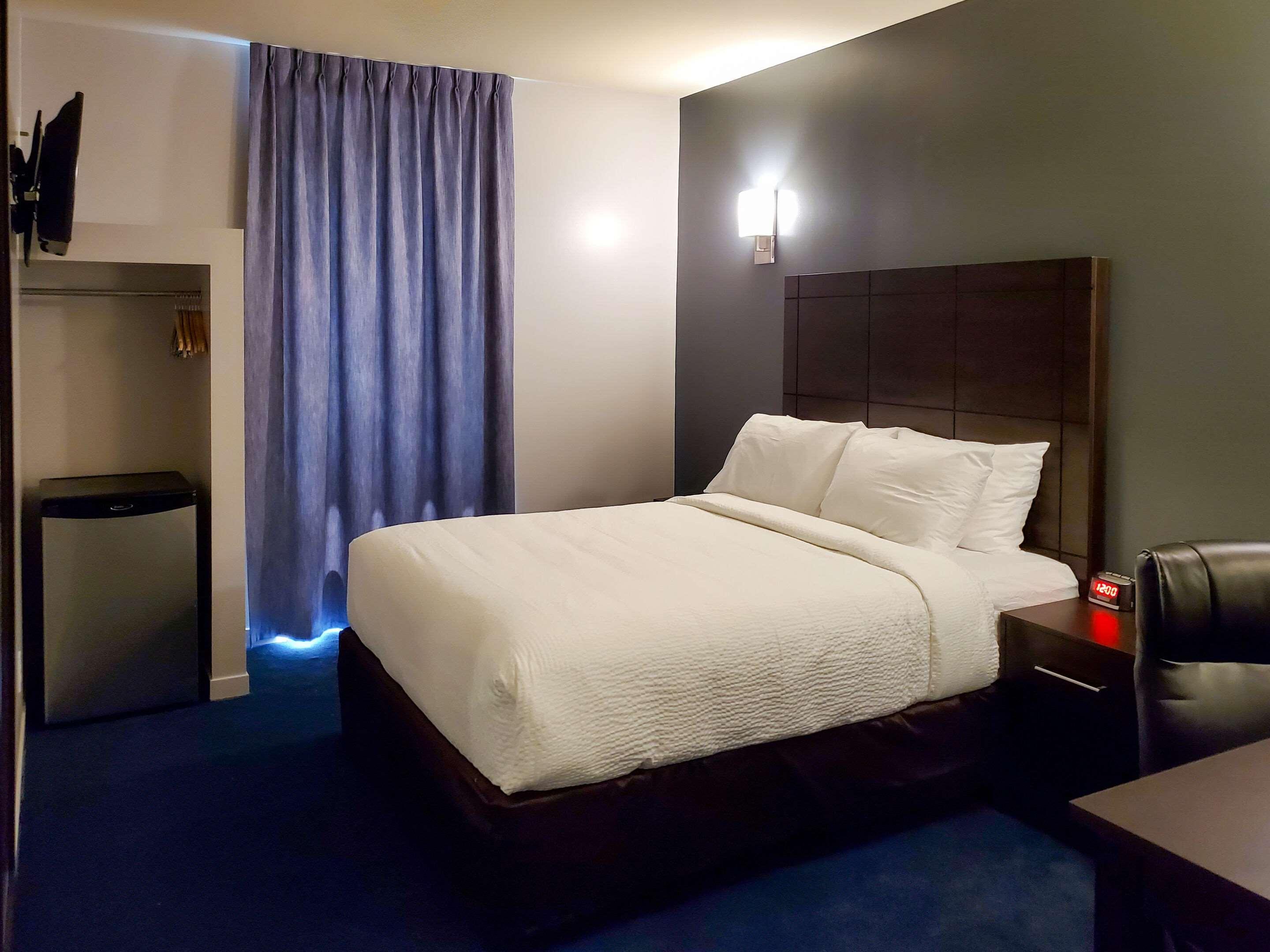 Econo Lodge Монреаль Екстер'єр фото